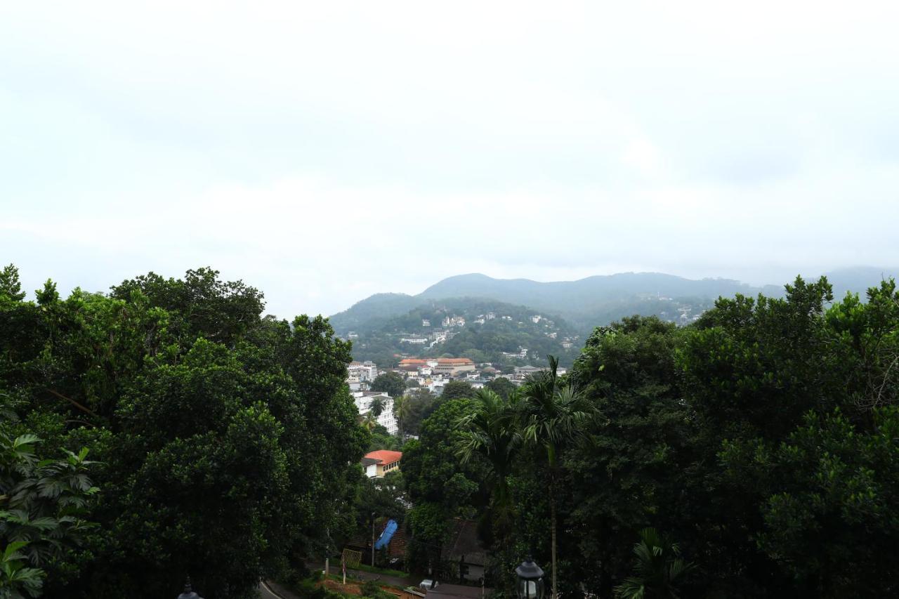 Bpr - Asgiriya ,Kandy Extérieur photo