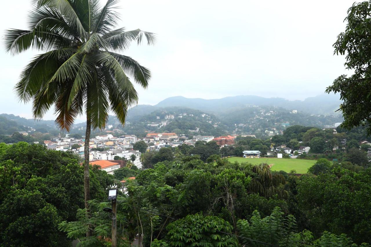 Bpr - Asgiriya ,Kandy Extérieur photo